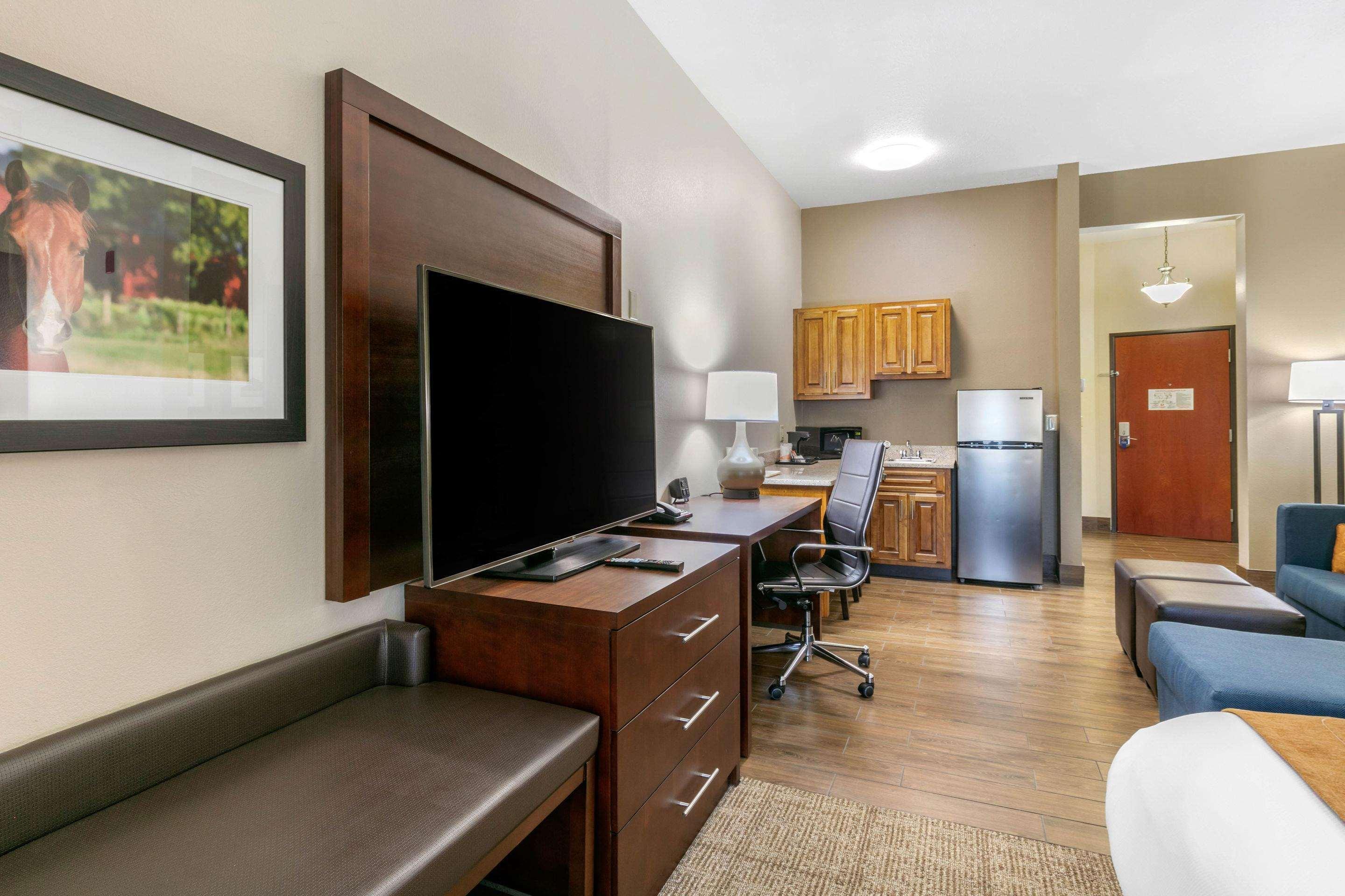 Comfort Suites Hopkinsville Near Fort Campbell Esterno foto