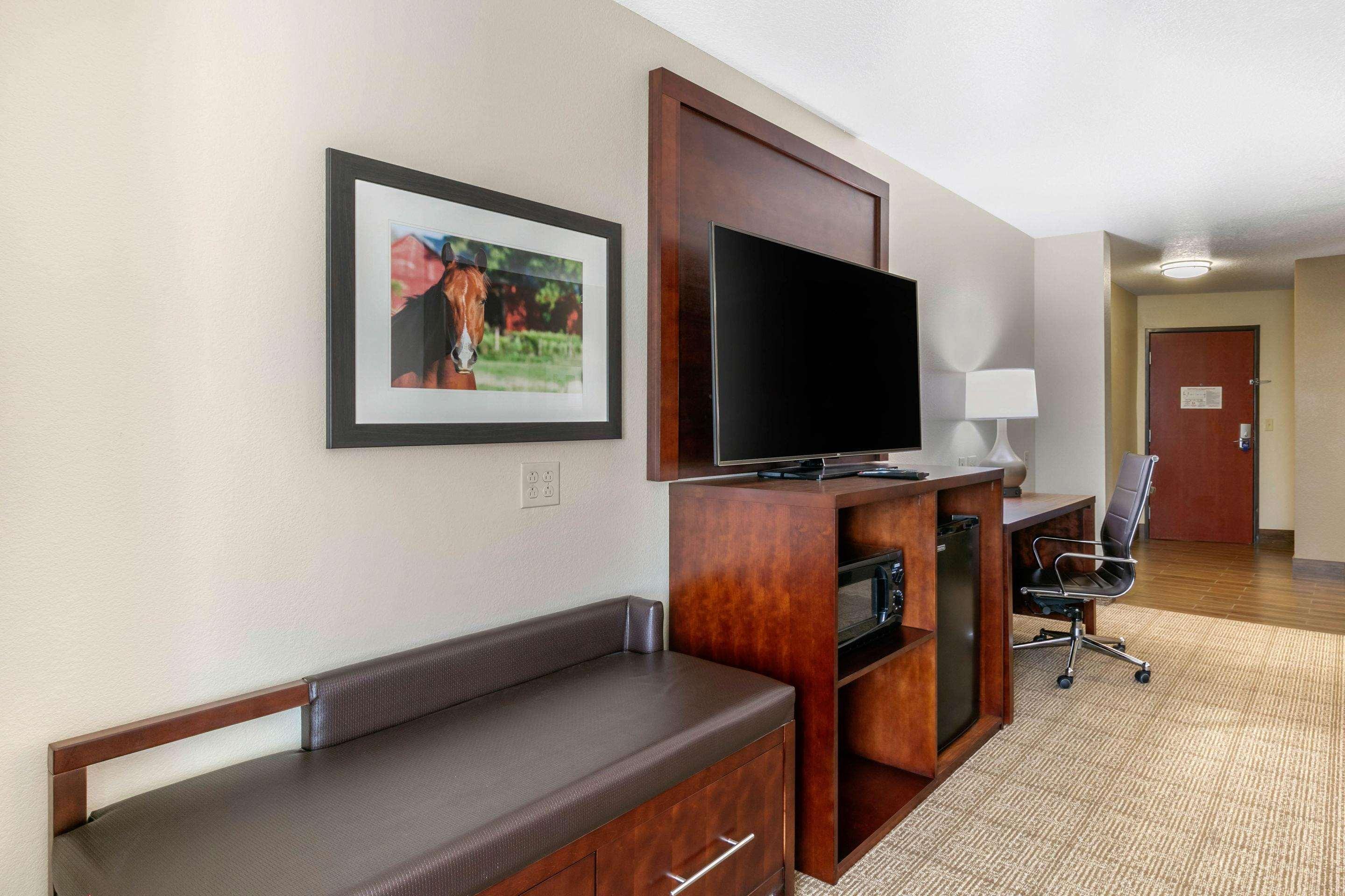 Comfort Suites Hopkinsville Near Fort Campbell Esterno foto