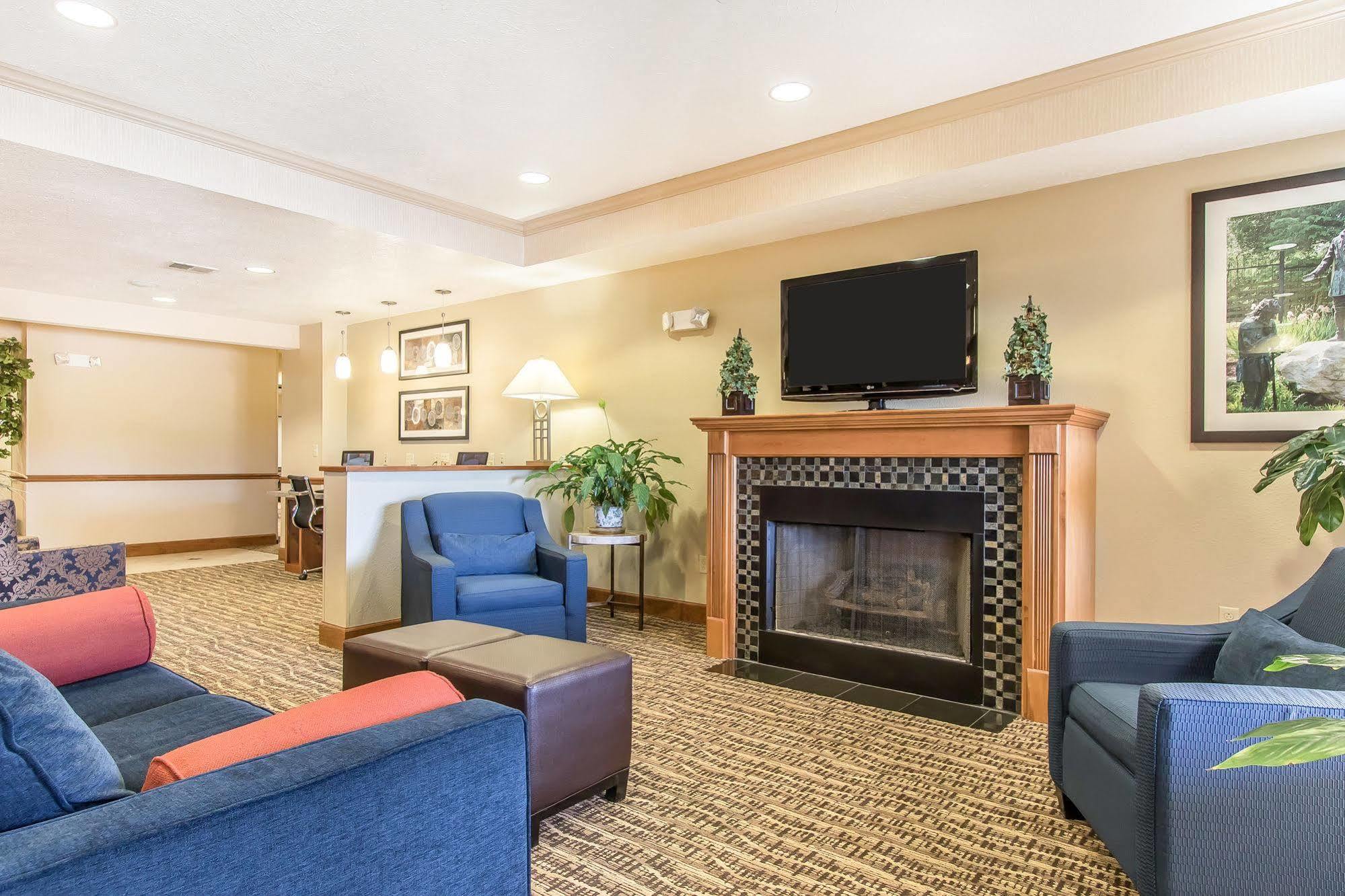 Comfort Suites Hopkinsville Near Fort Campbell Esterno foto